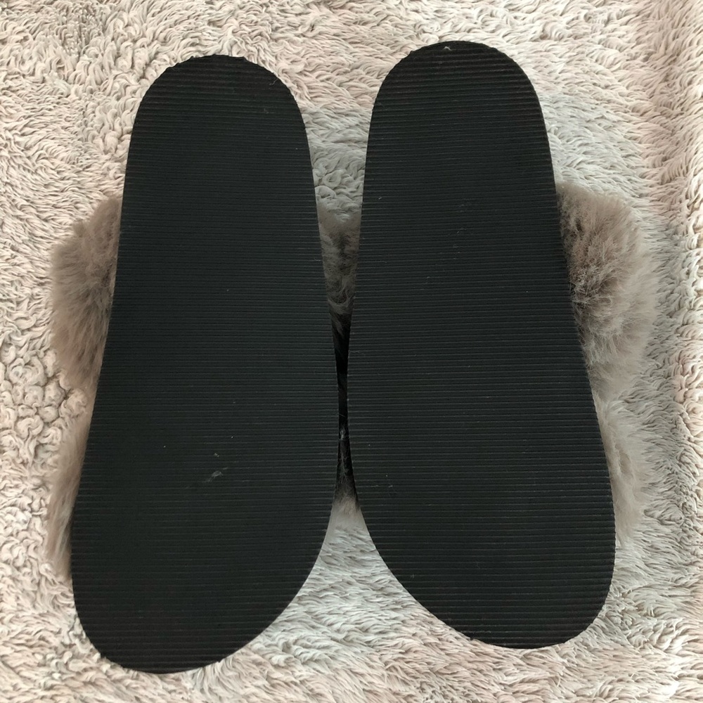 Fur platforms - Picture 3 of 3